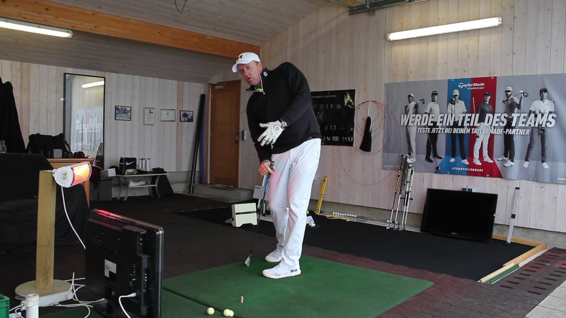 Swing Thoughts to Stop Pulling the Ball. World Class Golf Instruction